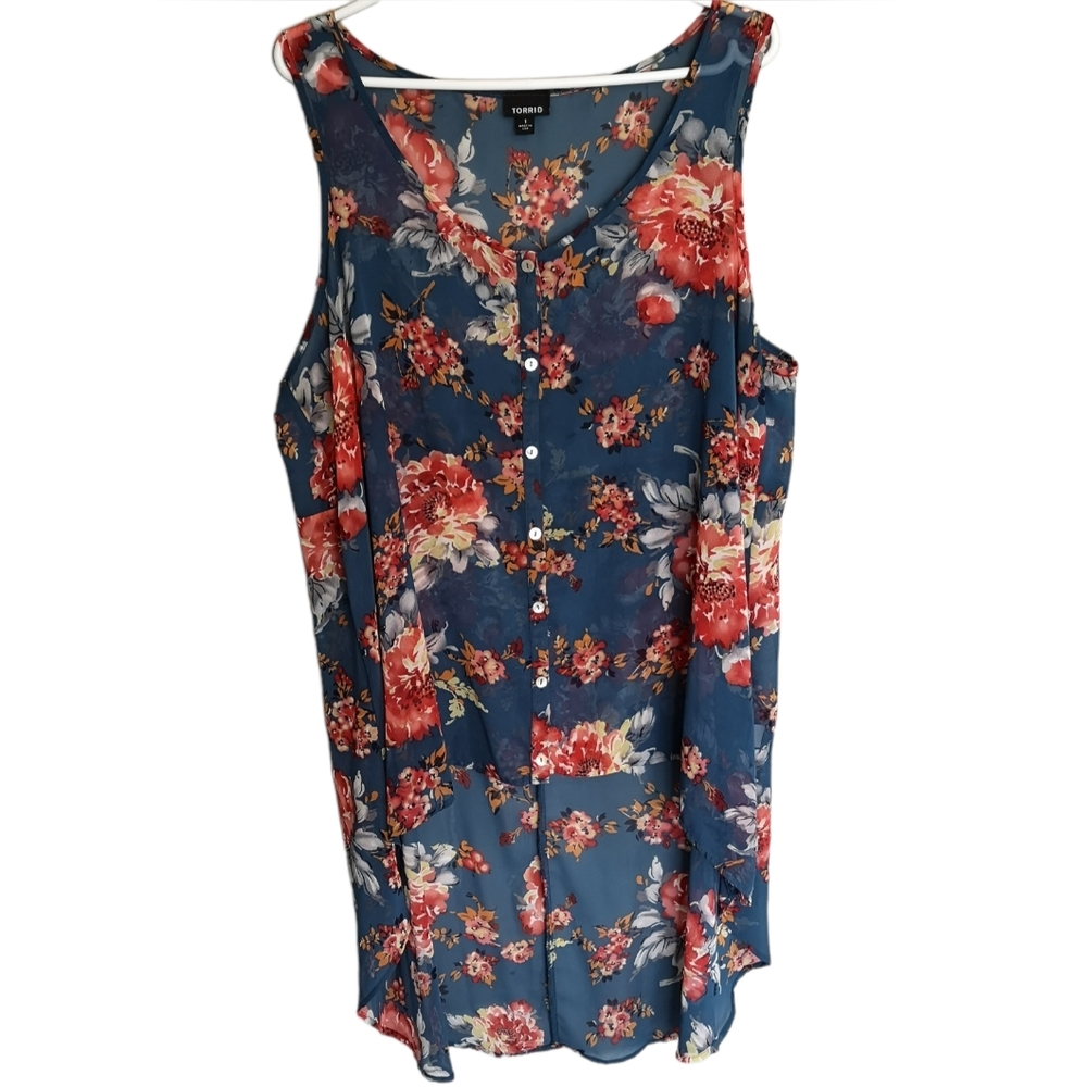 TORRID Chiffon Style Flowy Sleepless Tunic Shirt Hi Low button Up Floral…
